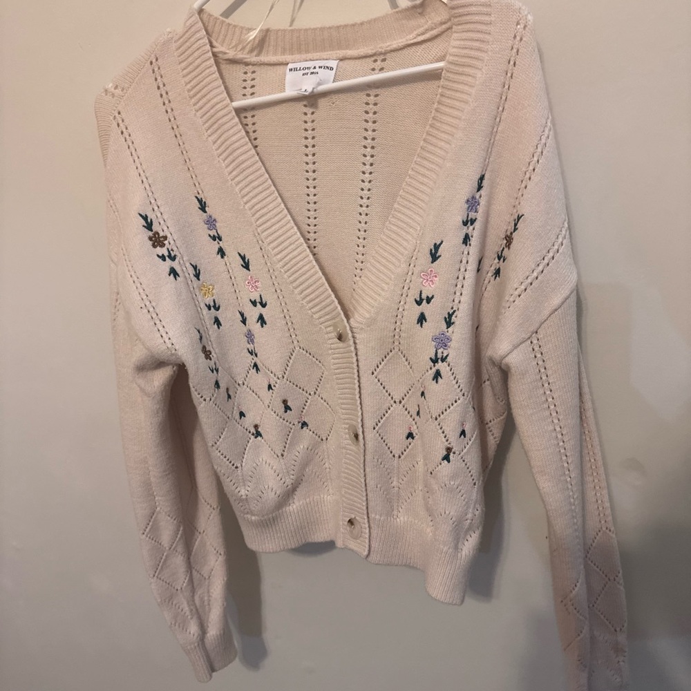 Willow & Wind Floral Embroidered Cardigan